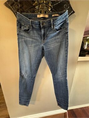 GUESS Women’s Medium Blue Skinny Jeans